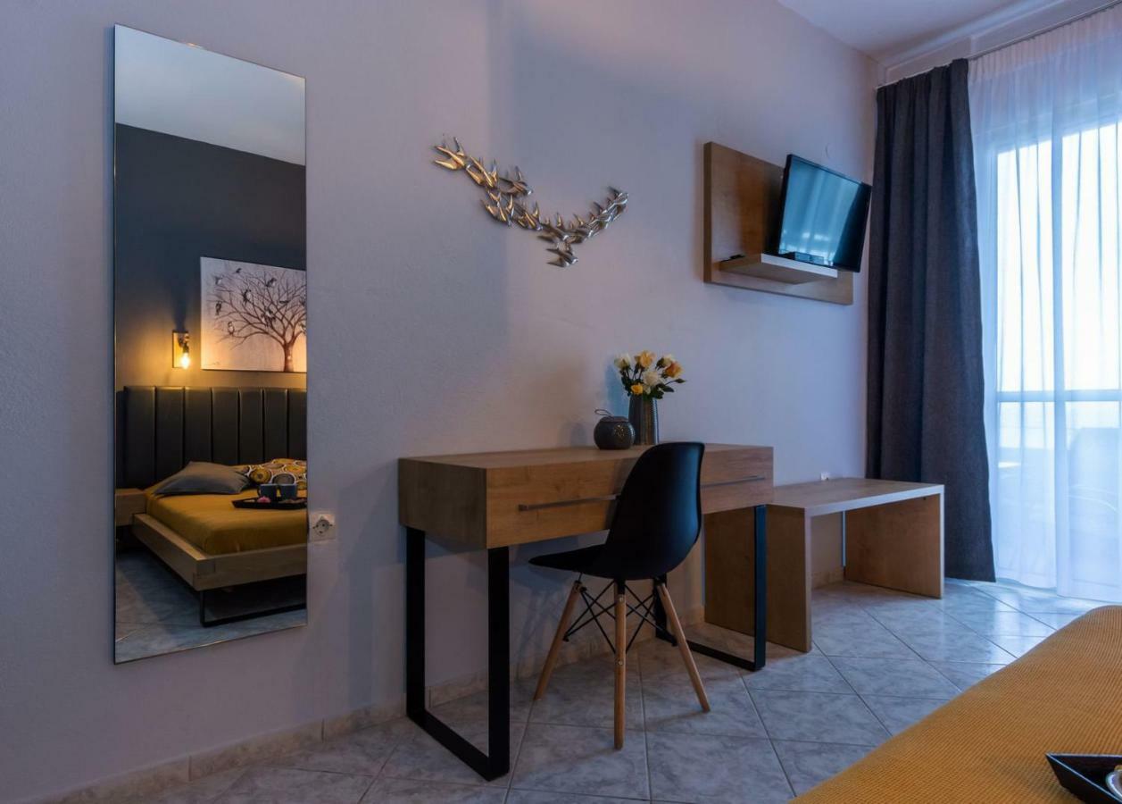 Horizon Studios - Apartments Родакинон Экстерьер фото